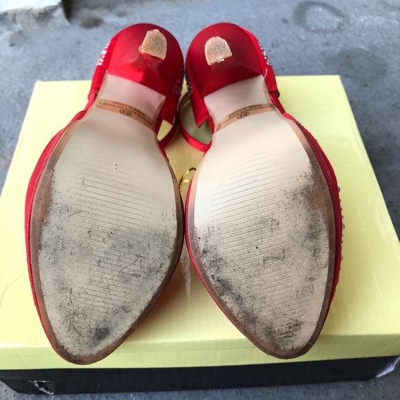 Sexy Red Satin Platform Heel Pumps with Rinestones - Picture 7 of 8